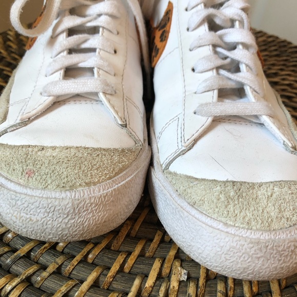 Nike high tops blazer Mid 77 Size 8 women white leather leopard swoosh logo - Picture 3 of 7